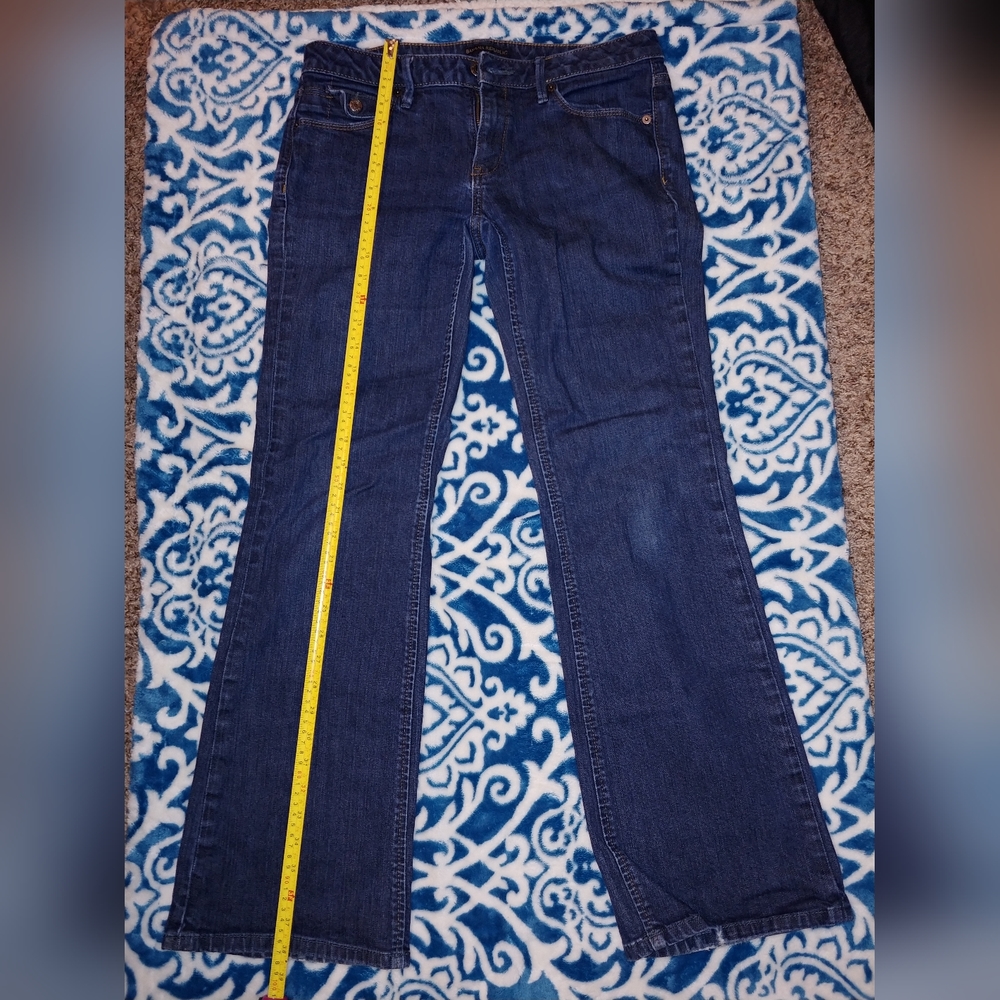 Banana Republic. Size 8 Regular fit. Blue jeans.